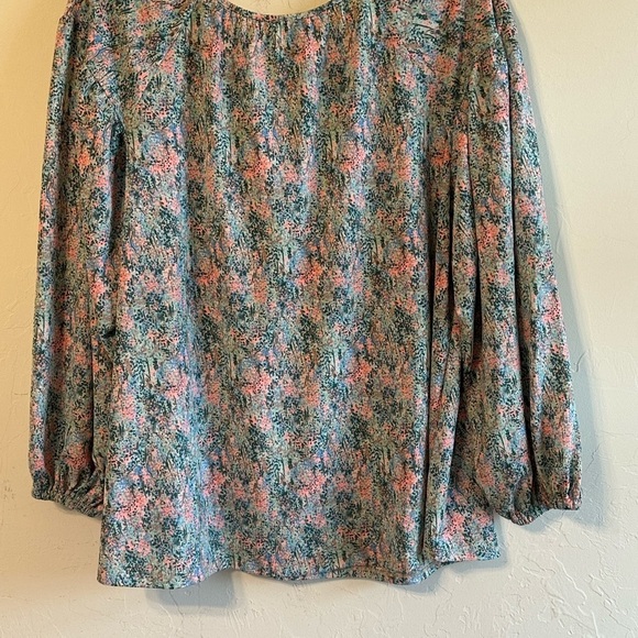 Ava & Viv Scoop Neck Balloon Sleeve Muted Green and Pink Floral Blouse Sz 2X - Picture 7 of 11